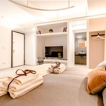 Housmart Arienti 38a Апартаменты *