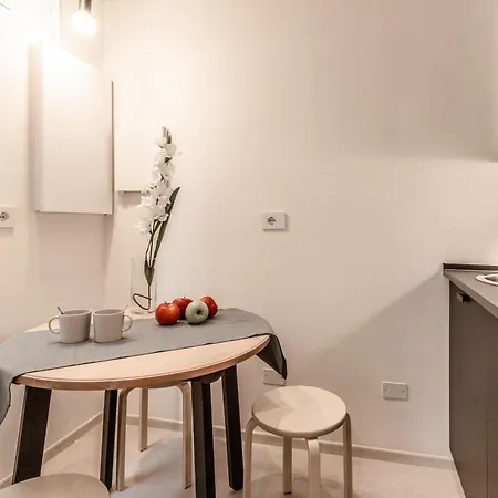 Housmart Arienti 38a Апартаменты